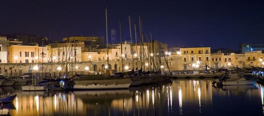 Appartamento Delizioso Bisceglie Exterior foto